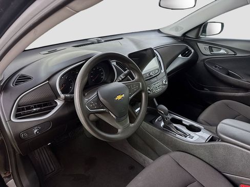 Used 2023 Chevrolet Malibu LT w/ Driver Confidence Package FWD image 10