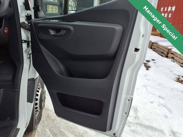 Used 2023 Mercedes-Benz Sprinter 3500 image 23