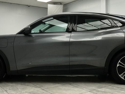 Used 2021 Ford Mustang Mach-E Select w/ Comfort/Appearance Package image 9