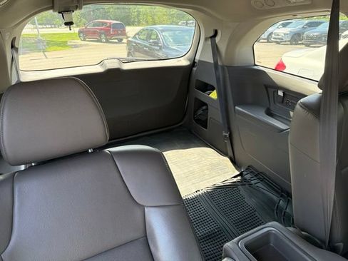 Used 2016 Honda Odyssey EX-L image 7
