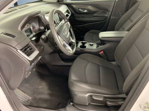 Used 2024 GMC Terrain SLE FWD image 22
