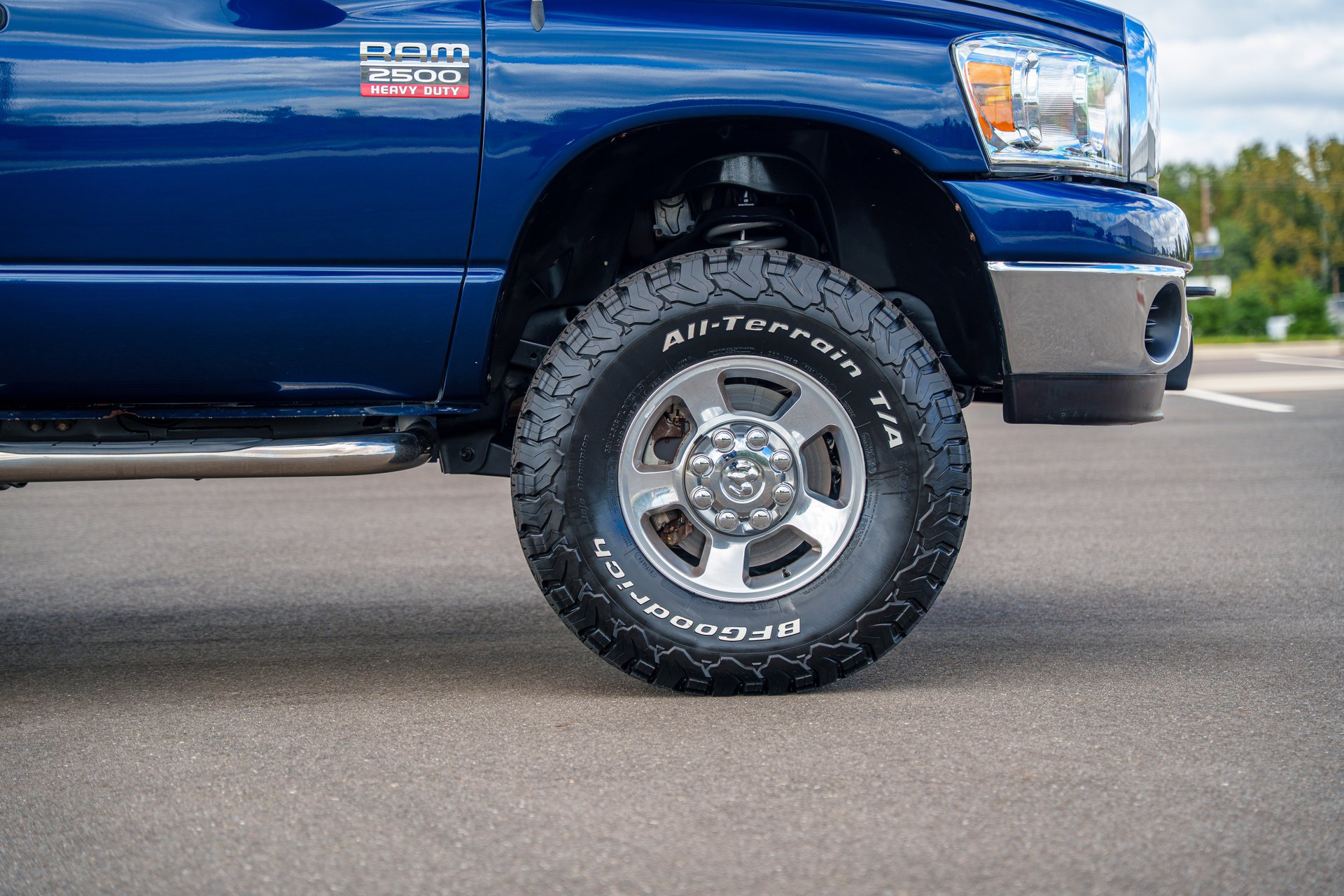 Used 2009 Dodge Ram 2500 Truck SLT w/ Popular Equipment Group AWD/4WD image 18