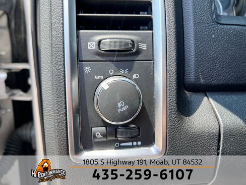 Used 2015 RAM 1500 Limited AWD/4WD image 21