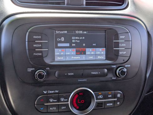 Used 2017 Kia Soul + w/ Designer's Package FWD image 18