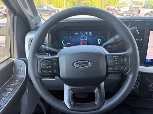 New 2026 Ford F350 XLT w/ XLT Premium Package AWD/4WD image 14