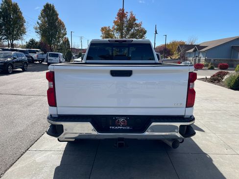 Used 2023 Chevrolet Silverado 3500 LTZ image 9