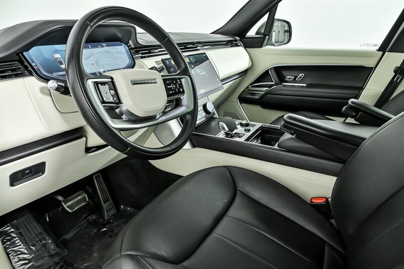 Used 2022 Land Rover Range Rover Long Wheelbase SE AWD/4WD image 15
