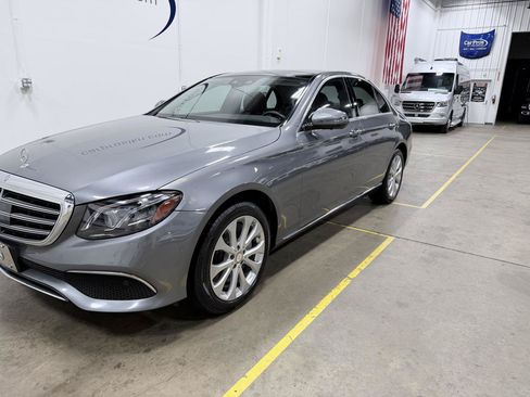 Used 2017 Mercedes-Benz E 300 4MATIC image 19