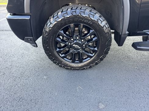 Used 2025 Chevrolet Silverado 2500 LT w/ Trail Boss Package AWD/4WD image 10