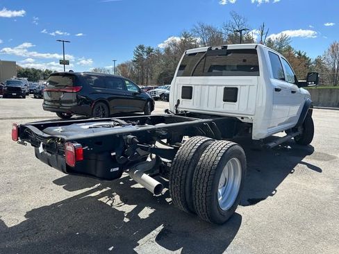 New 2026 RAM 5500 Tradesman AWD/4WD image 10