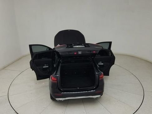 Used 2025 Mercedes-Benz GLA 250 image 34