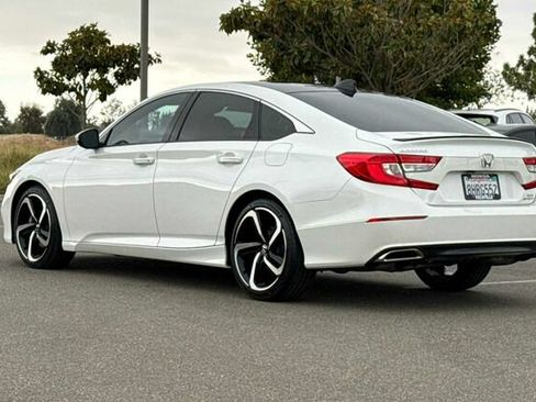 Used 2019 Honda Accord Sport image 6
