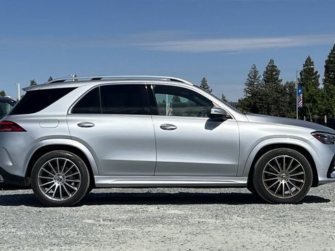 Used 2024 Mercedes-Benz GLE 450 4MATIC image 9