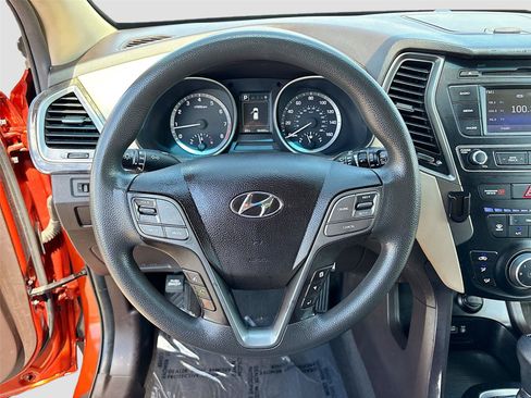 Used 2017 Hyundai Santa Fe Sport FWD image 11