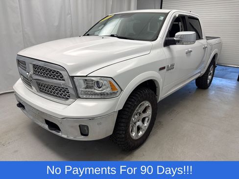 Used 2017 RAM 1500 Laramie w/ Convenience Group image 8