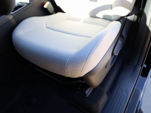 New 2025 Toyota 4Runner SR5 image 15