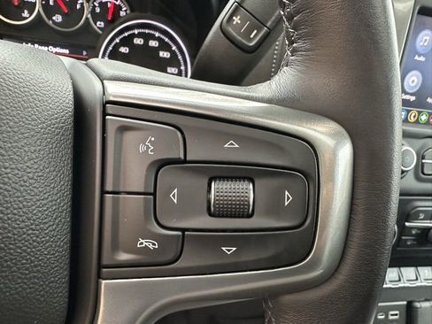 Used 2022 Chevrolet Silverado 3500 LTZ w/ LTZ Plus Package image 16