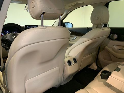 Used 2016 Mercedes-Benz GLC 300 4MATIC image 37