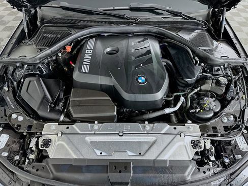 Used 2025 BMW 330i Sedan w/ Convenience Package image 31