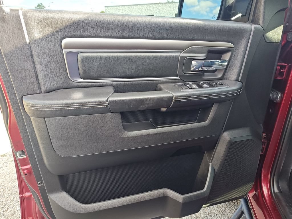 Used 2021 RAM 1500 Warlock w/ Luxury Group AWD/4WD image 16
