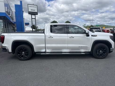 Used 2025 GMC Sierra 1500 SLT w/ SLT Premium Package AWD/4WD image 2