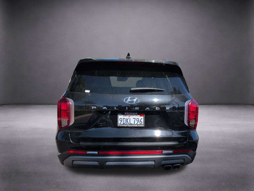 Certified 2023 Hyundai Palisade Limited w/ Cargo Package FWD image 8