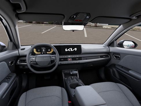 New 2025 Kia K4 LX image 14