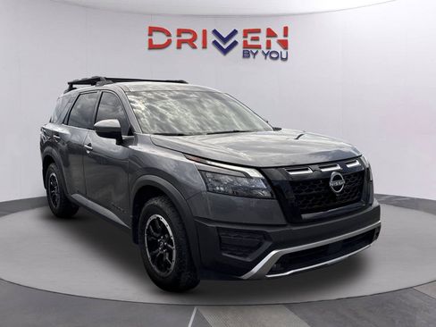Used 2024 Nissan Pathfinder Rock Creek AWD/4WD image 2