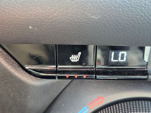 Used 2024 Chevrolet Blazer LT FWD image 24