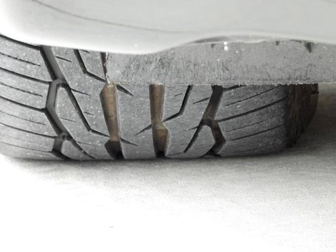 Used 2013 Lexus CT 200h w/ Premium Pkg w/Backup Camera image 28