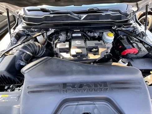 Used 2020 RAM 2500 Big Horn image 9