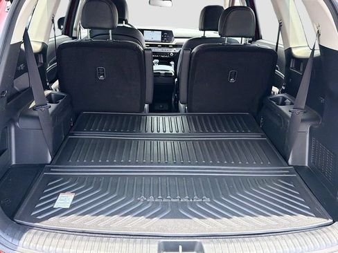 Used 2023 Kia Telluride S FWD image 32