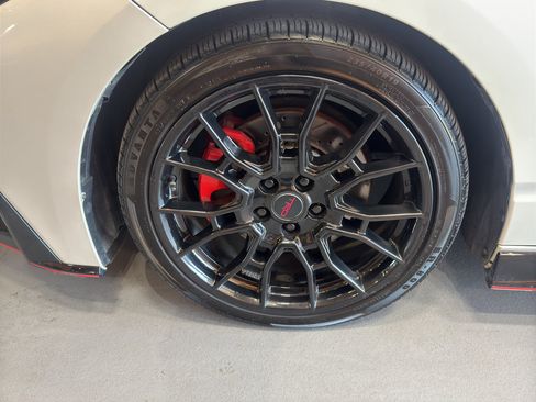 Used 2021 Toyota Avalon TRD FWD image 9