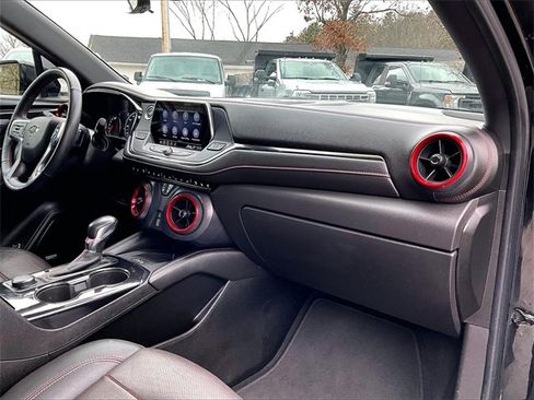 Used 2022 Chevrolet Blazer RS w/ Enhanced Convenience Package image 17