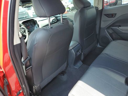 Used 2024 Subaru Crosstrek 2.0i Premium AWD/4WD image 14