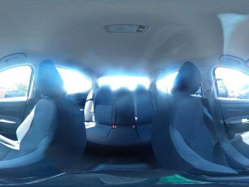 Used 2025 Nissan Versa SV FWD image 41