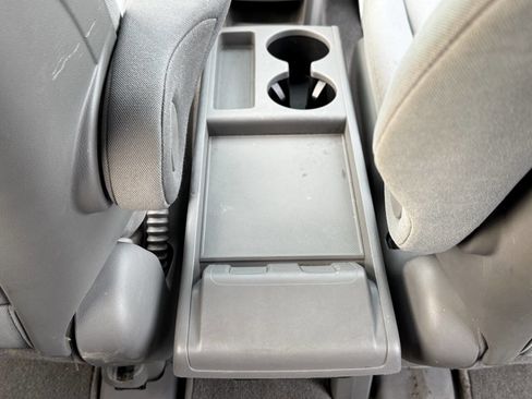 Used 2010 Honda CR-V LX image 16