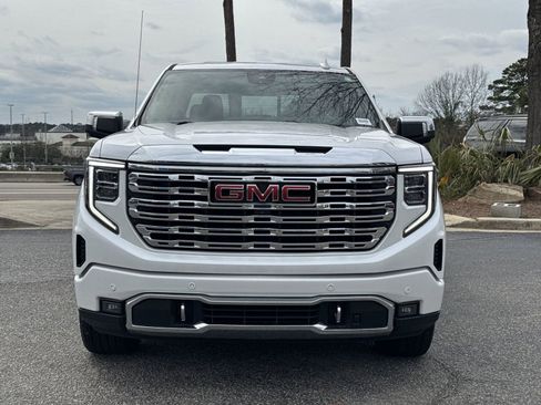 Used 2023 GMC Sierra 1500 Denali w/ Denali Reserve Package image 3
