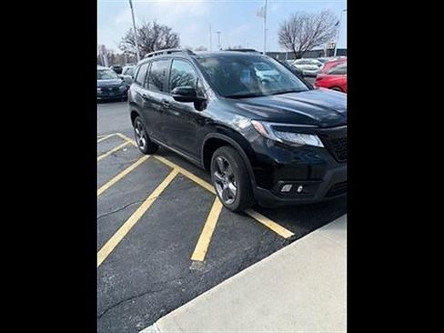 Used 2021 Honda Passport Touring image 1