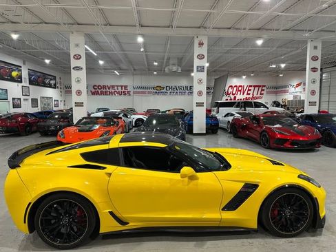 Used 2016 Chevrolet Corvette Z06 w/ 3LZ Preferred Equipment Group RWD image 5