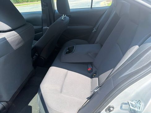 Used 2025 Toyota Corolla LE FWD image 10