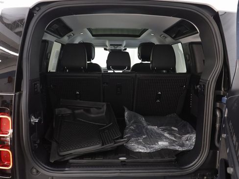 Certified 2025 Land Rover Defender 110 S image 16