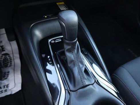 Used 2024 Toyota Corolla SE image 25