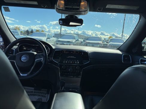 Used 2020 Jeep Grand Cherokee Limited w/ Luxury Group II image 21