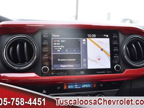 Used 2022 Toyota Tacoma Limited image 35