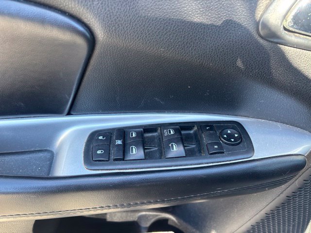 Used 2020 Dodge Journey SE w/ SE Popular Equipment Group FWD image 13