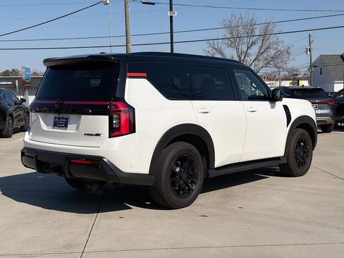 Used 2025 Nissan Armada PRO-4X w/ Pro-4X Premium Package image 8