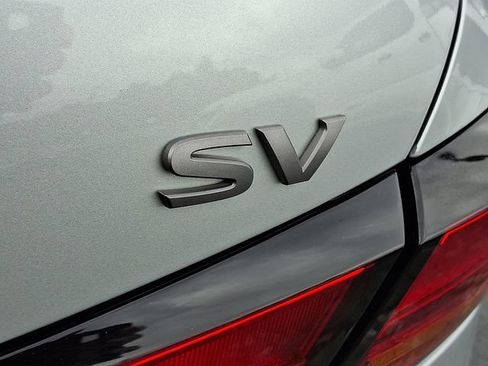 Used 2024 Nissan Altima 2.5 SV w/ SV Premium Package FWD image 33