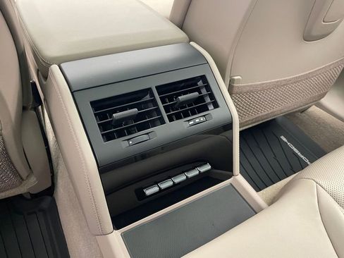 New 2026 Porsche Panamera 4 image 16