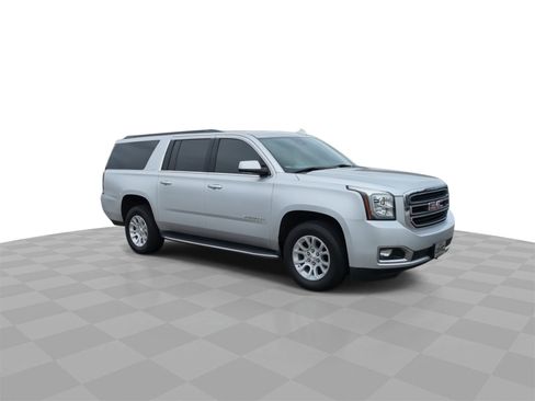 Certified 2020 GMC Yukon XL SLT image 2